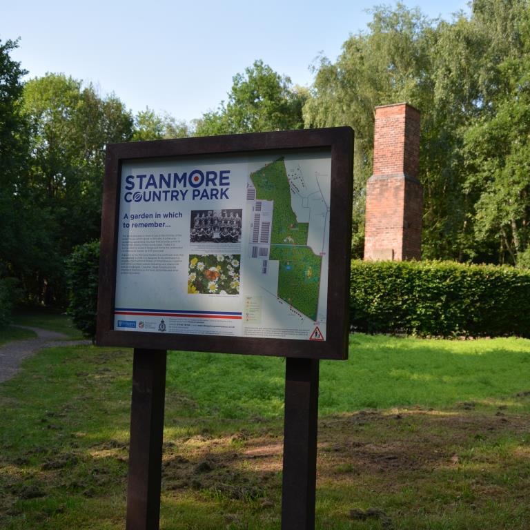 Stanmore-Park-Freestanding-recycled-plastic-dibond-sign-SQ-2.jpg